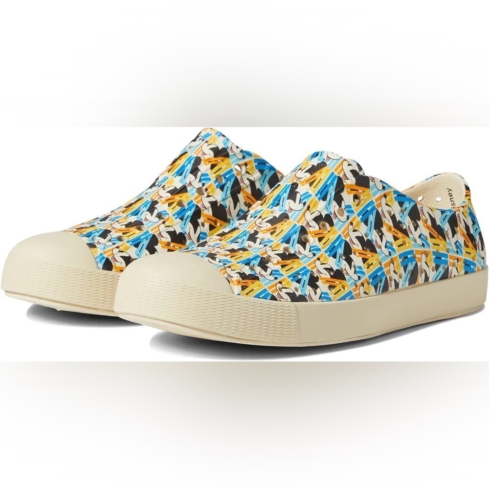 Native Shoes Kids Jefferson Disney Print Size 4 NEW